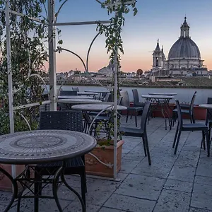 https://antica-dimora-delle-cinque-lune.it-romehotels.com