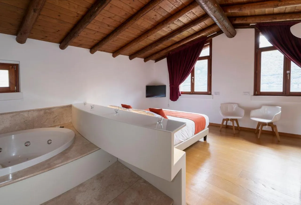 Parco San Marco Lifestyle Beach Resort Порлецца Отель